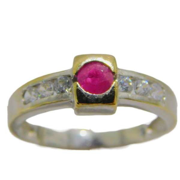 ANILLO ORO BLANCO CRISTALITOS BLANCOS Y ROJO CENTRAL