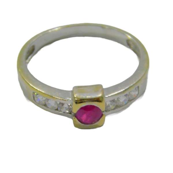 ANILLO ORO BLANCO CRISTALITOS BLANCOS Y ROJO CENTRAL