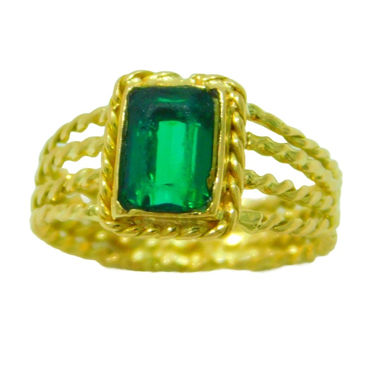 ANILLO PEQUEÑO  CIRCONITA VERDE RECTANGULAR