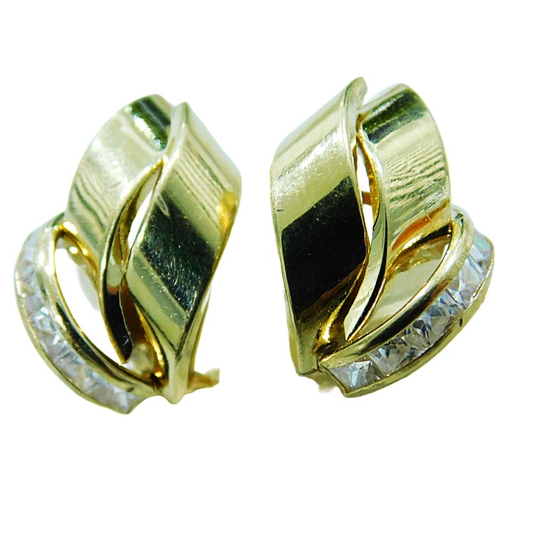 PENDIENTES MINI CIRCONITAS CIERRE OMEGA DISEÑO FLORAL ORO PULIDO